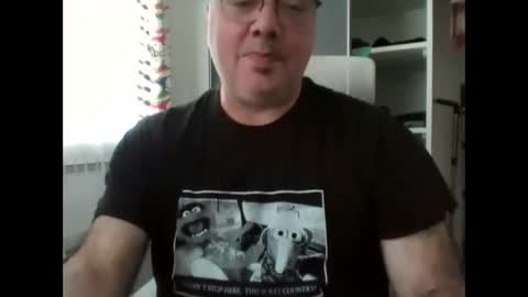 sweet bear online show from 02-14-25, 07:59