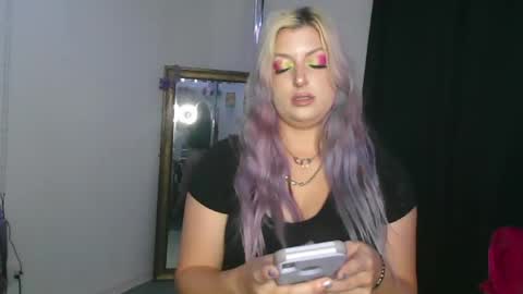 Nouveauho3 online show from 05-27-26, 01:57
