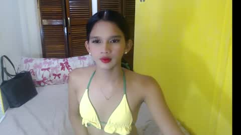 Snapshot of nova_licious chatting on 06-22-26, 10:56 nova_licious online show from 06-22-26, 10:56