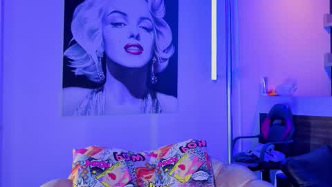 Nova Salvatore online show from 03-25-26, 02:50