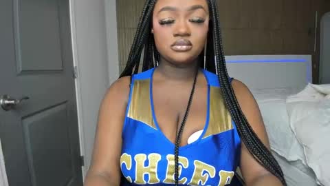 Snapshot of novacandy chatting on 10-05-25, 11:13 Nova online show from 10-05-25, 11:13