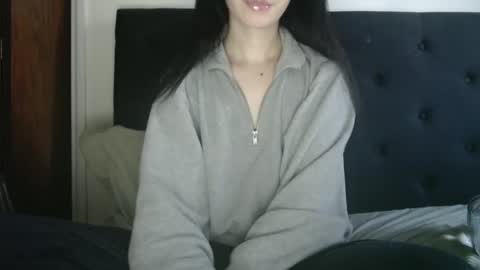 Olivia online show from 06-02-26, 11:56