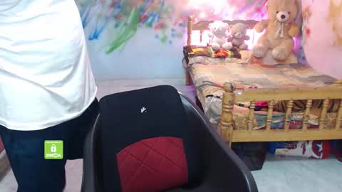 Novapol online show from 10-23-25, 01:43