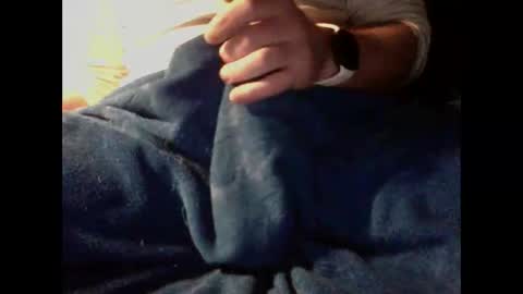 Noxukau online show from 12-14-25, 01:11