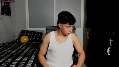 Snapshot of noxx_stark chatting on 02-01-26, 01:15 Noxx online show from 02-01-26, 01:15