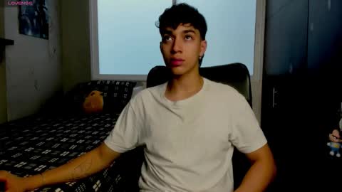 Snapshot of noxx_stark chatting on 02-04-26, 06:25 Noxx online show from 02-04-26, 06:25