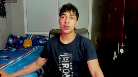 Snapshot of noxx_stark chatting on 02-08-26, 09:29 Noxx online show from 02-08-26, 09:29