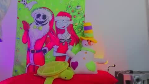 Snapshot of nude2557940 chatting on 12-21-25, 06:09 Channel Cox online show from 12-21-25, 06:09