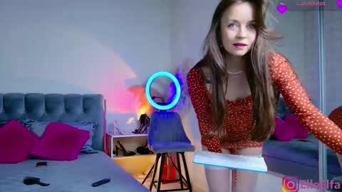 Snapshot of nudeella chatting on 09-12-25, 07:25 ElfaElle Im online .Wednesday Thursday Friday Saturday Sunday from 10pm to 2am GMT3 online show from 09-12-25, 07:25