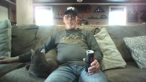 Snapshot of nudistguy194549 chatting on 03-14-26, 06:46 Nudistguy online show from 03-14-26, 06:46