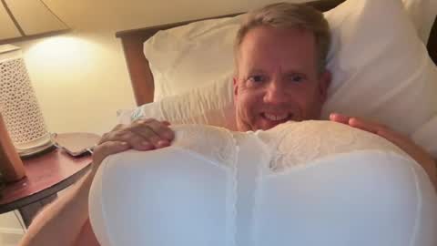 Don online show from 07-30-26, 03:49