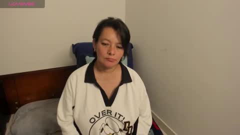 nuit_rose online show from 03-04-25, 04:49