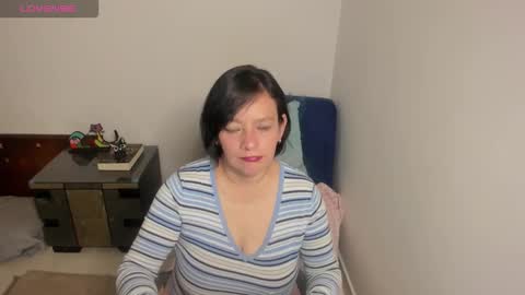 nuit_rose online show from 09-14-25, 01:49