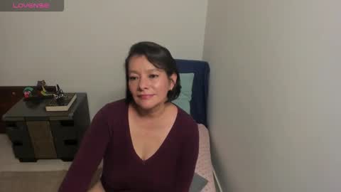 nuit_rose online show from 10-10-25, 02:43