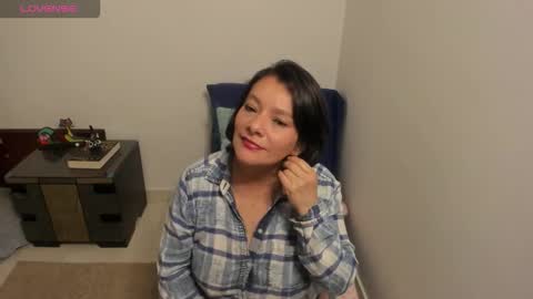 nuit_rose online show from 10-21-25, 02:12