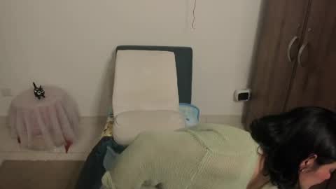 nuit_rose online show from 05-20-26, 02:07