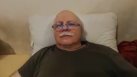 Snapshot of nukiss chatting on 10-28-25, 06:10 nukiss online show from 10-28-25, 06:10