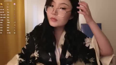 Erica online show from 05-31-26, 03:04