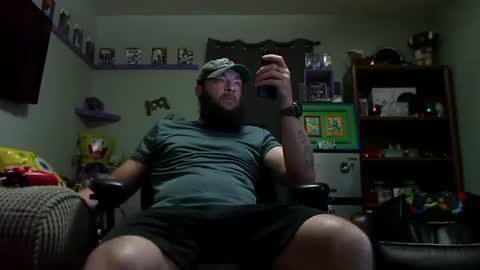 Awwwww Hey Sweetie Pies. Welcome To The Sweetie Pie Lounge. Enjoy The Dad-Cast. SweetCorny Fun-loving Dad Talk. online show from 09-10-25, 09:31