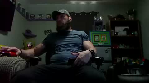 Awwwww Hey Sweetie Pies. Welcome To The Sweetie Pie Lounge. Enjoy The Dad-Cast. SweetCorny Fun-loving Dad Talk. online show from 09-12-25, 06:52