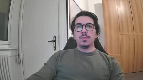 nuotatore90 online show from 03-08-25, 11:28