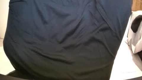 nuotatore90 online show from 01-05-26, 10:35