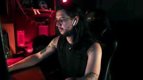 Nur Nikolao online show from 07-30-26, 03:49