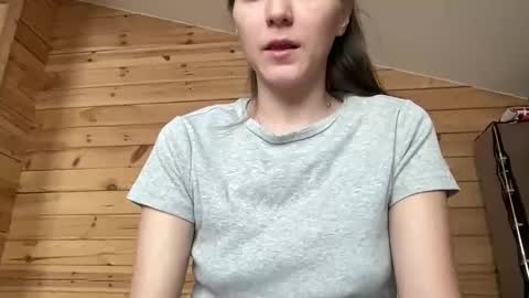 Snapshot of nursedoll chatting on 10-27-25, 06:17 Ema online show from 10-27-25, 06:17