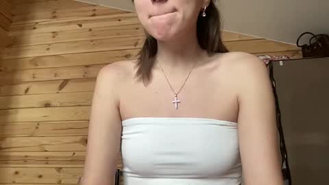 Snapshot of nursedoll chatting on 10-30-25, 05:42 Ema online show from 10-30-25, 05:42