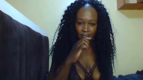 nutgal online show from 10-15-25, 09:53