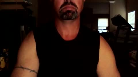 nvrenuff1979 online show from 09-22-25, 11:34