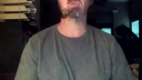 nvrenuff1979 online show from 05-07-26, 11:37