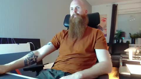 Snapshot of nxrthman chatting on 10-25-25, 05:19 nxrthman online show from 10-25-25, 05:19