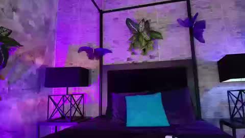 Snapshot of nxy_murtualer chatting on 09-22-25, 08:00 NXY online show from 09-22-25, 08:00