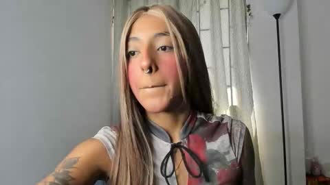 Snapshot of nya_brown chatting on 11-20-25, 05:56 Nya online show from 11-20-25, 05:56