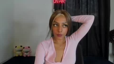 Snapshot of nya_brown chatting on 07-18-26, 09:40 Nya online show from 07-18-26, 09:40