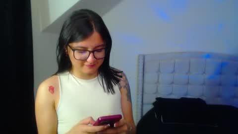 NyahMackenzie online show from 02-26-25, 05:17