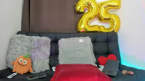 Snapshot of nyalgasai1 chatting on 01-09-25, 08:45 Nia online show from 01-09-25, 08:45