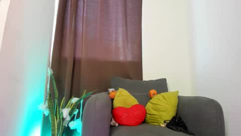 Snapshot of nyalgasai1 chatting on 11-01-25, 10:01 Nia online show from 11-01-25, 10:01