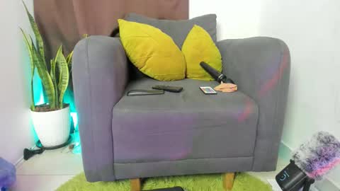 Nia online show from 03-11-26, 11:44