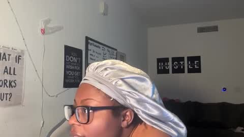 bella2sexy online show from 02-03-25, 04:57