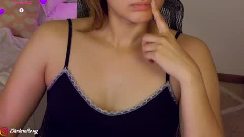 Nylaah online show from 06-12-26, 01:26