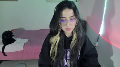 Frida online show from 02-06-25, 07:13