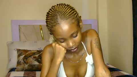 Lexi i online show from 06-18-26, 11:14