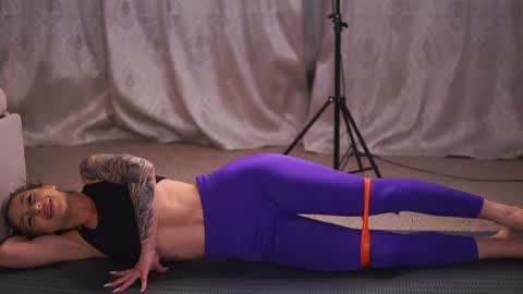 Snapshot of nyrobinova chatting on 01-29-25, 10:16 nyrobinova online show from 01-29-25, 10:16