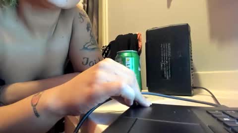 Nystyless online show from 12-16-25, 03:00