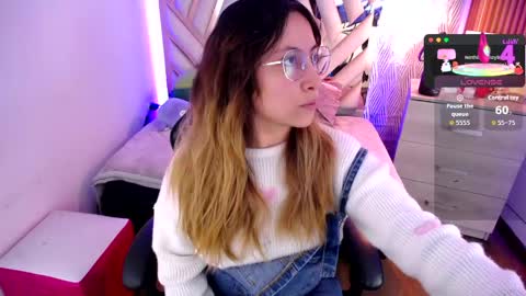 Alex   .    online show from 05-19-26, 03:13