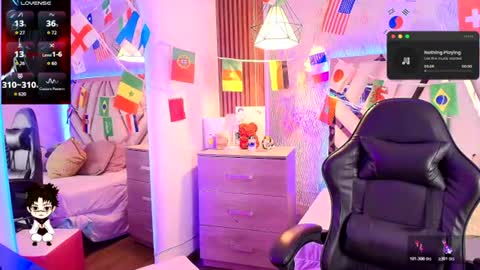 Alex   .    online show from 06-30-26, 03:29