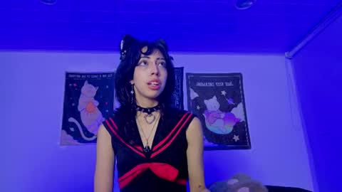 Snapshot of nyx_nayla chatting on 06-24-26, 04:00 online show from 06-24-26, 04:00