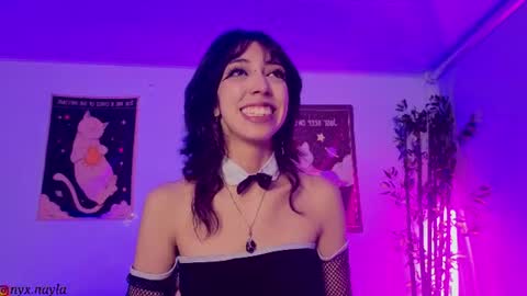 Snapshot of nyx_nayla chatting on 07-07-26, 04:26 online show from 07-07-26, 04:26